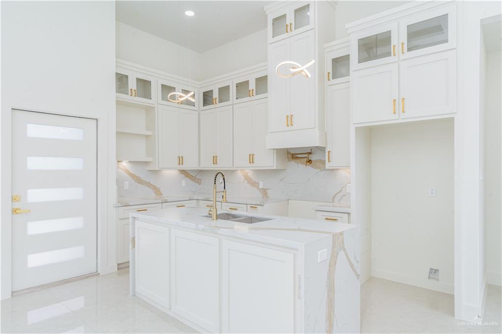 Photo 5 of 1101 Eagle Avenue