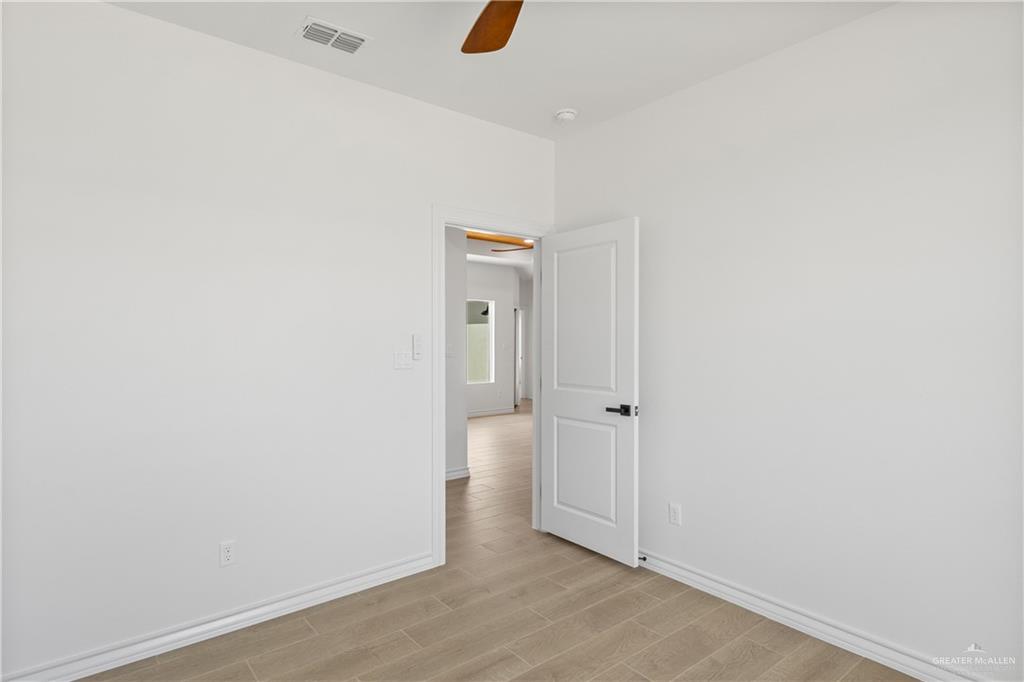 Photo 16 of 1514 Karianna Drive