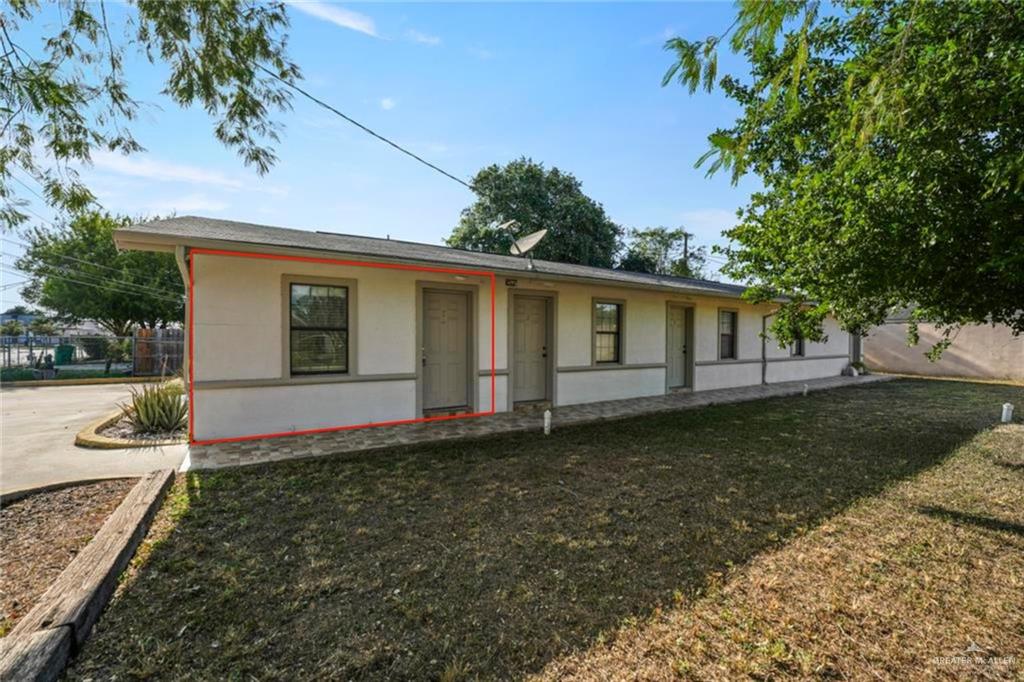 Photo 2 of 213 Sam Houston Boulevard