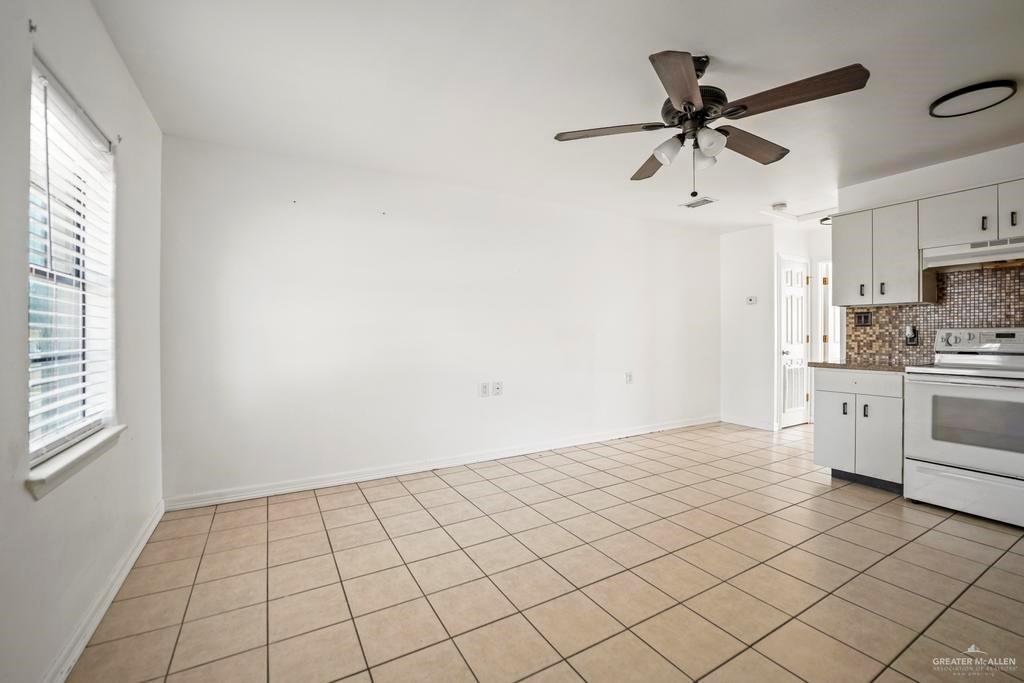 Photo 6 of 213 Sam Houston Boulevard