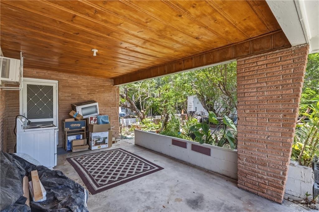 Photo 4 of 303 7th Street
