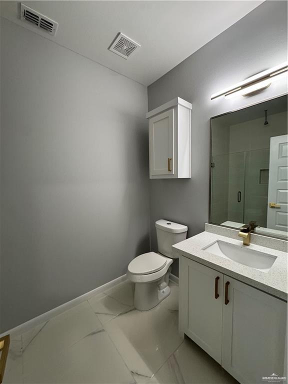 Photo 12 of 5600 Northwestern Avenue #3