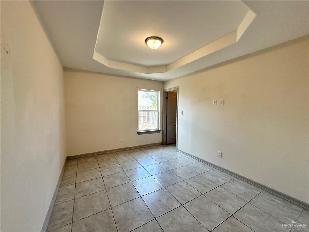 Photo 14 of 2205 Primrose Drive
