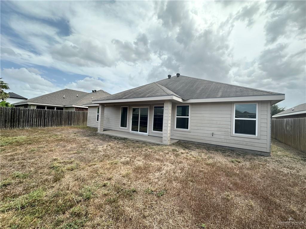 Photo 18 of 2205 Primrose Drive