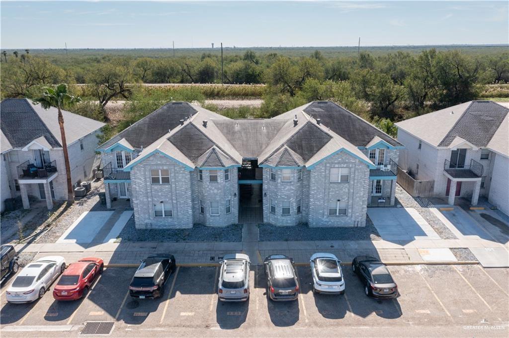 Photo 11 of 1802 Oasis Avenue #202
