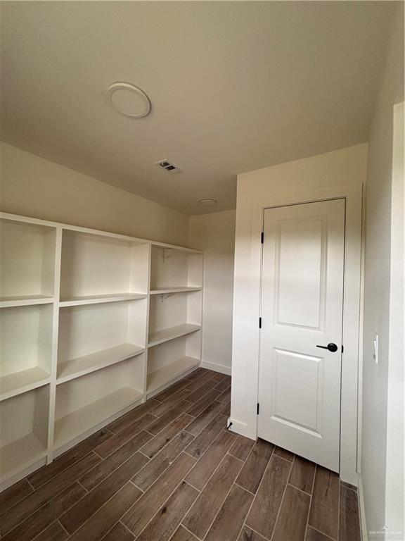 Photo 9 of 425 Tanglewood Drive
