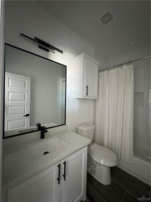 Photo 5 of 5601 Ozark Avenue #3