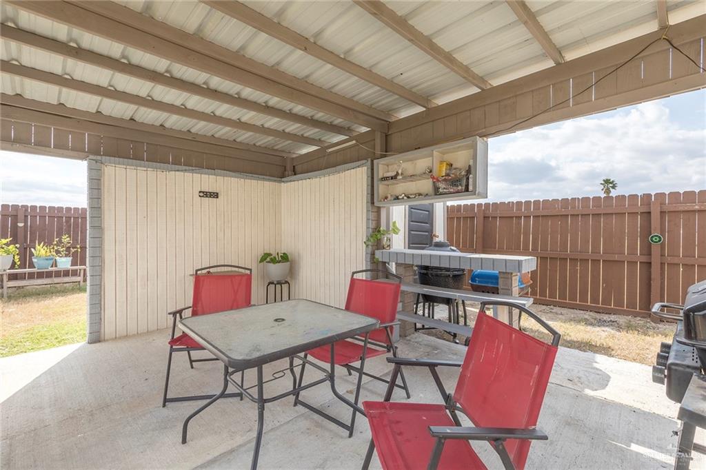 Photo 17 of 208 San Benito Street