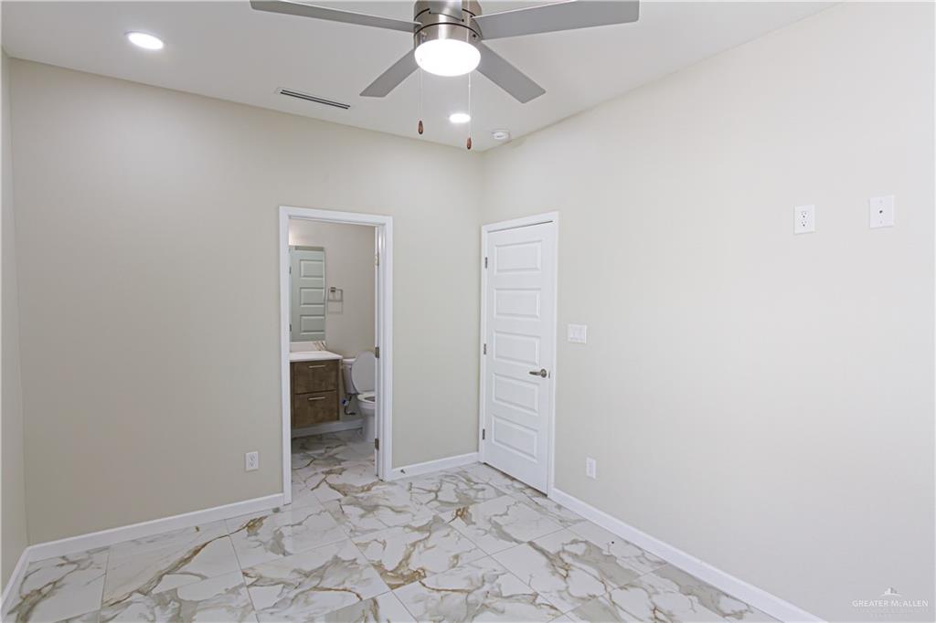 Photo 6 of 404 Emerald Avenue #2