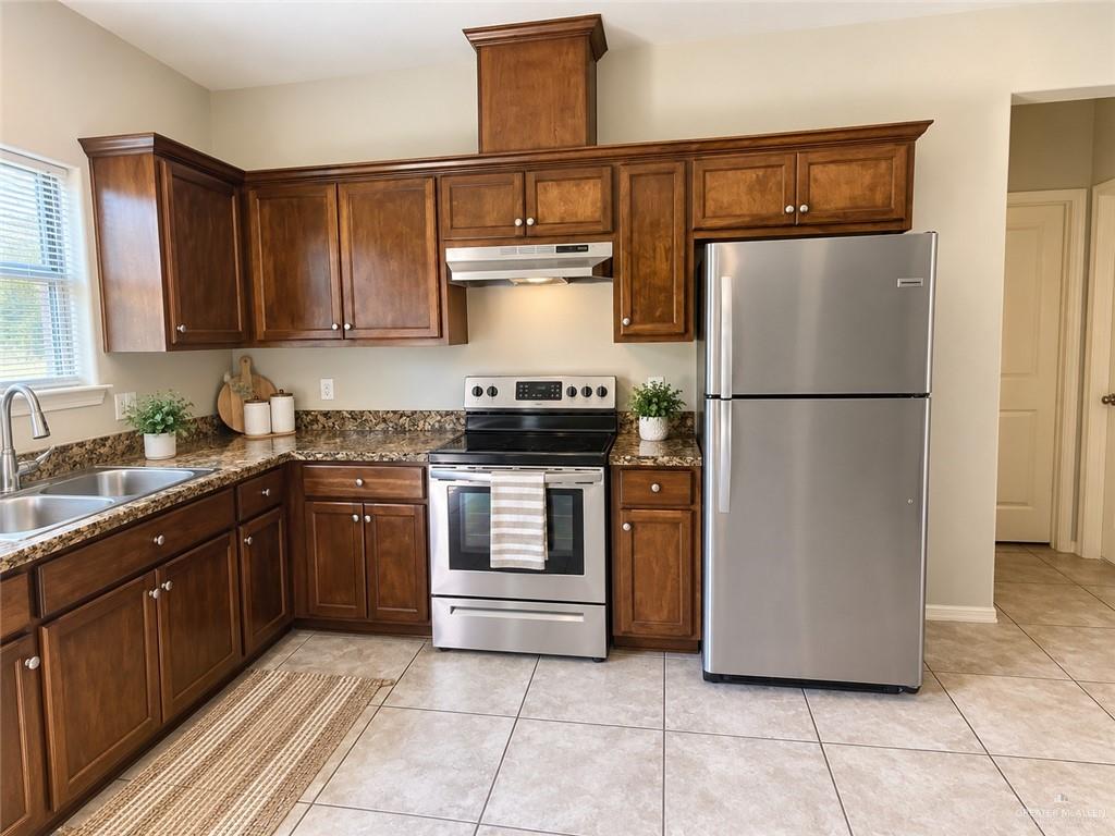 Photo 4 of 2707 Garfield Avenue #A