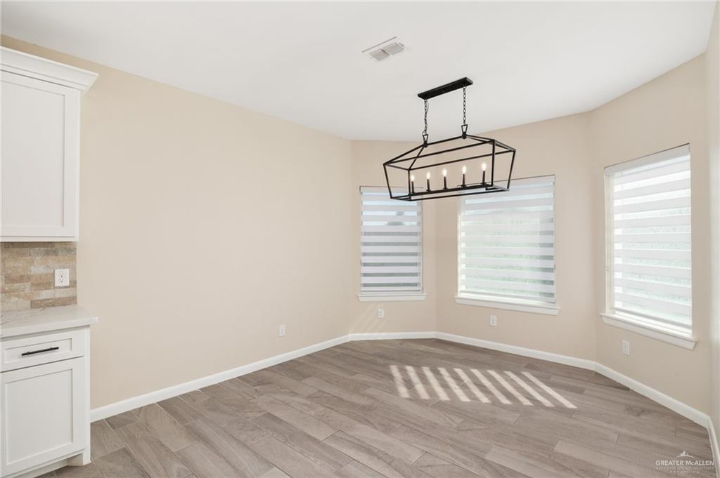 Photo 17 of 3418 Coppermine Avenue