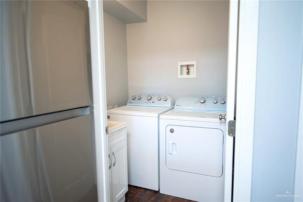 Photo 9 of 2900 Ashley Drive #304
