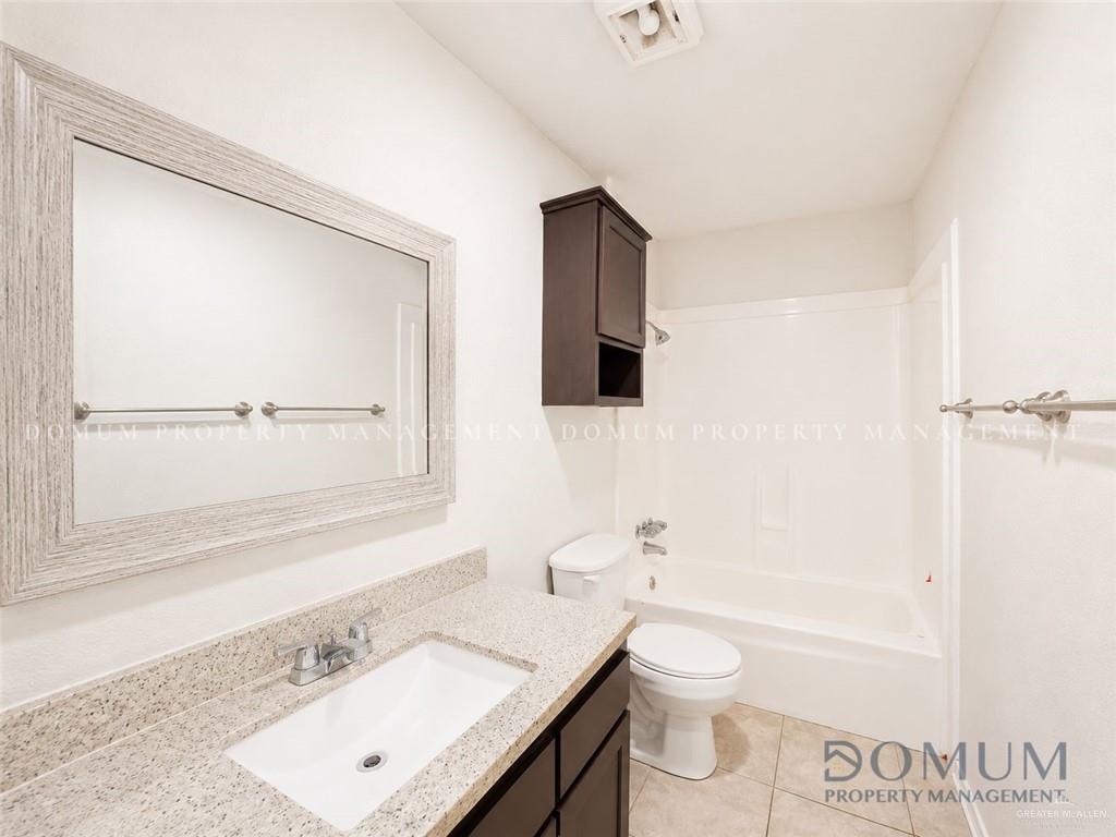 Photo 5 of 1811 Perkins Avenue #4