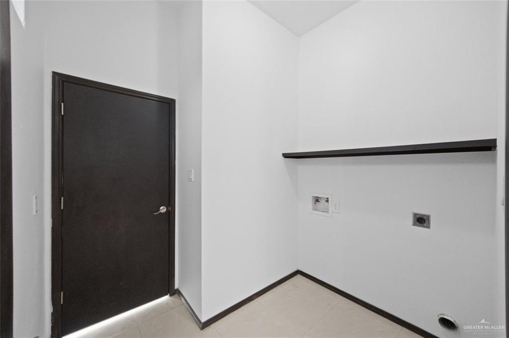 Photo 20 of 2037 45th Street