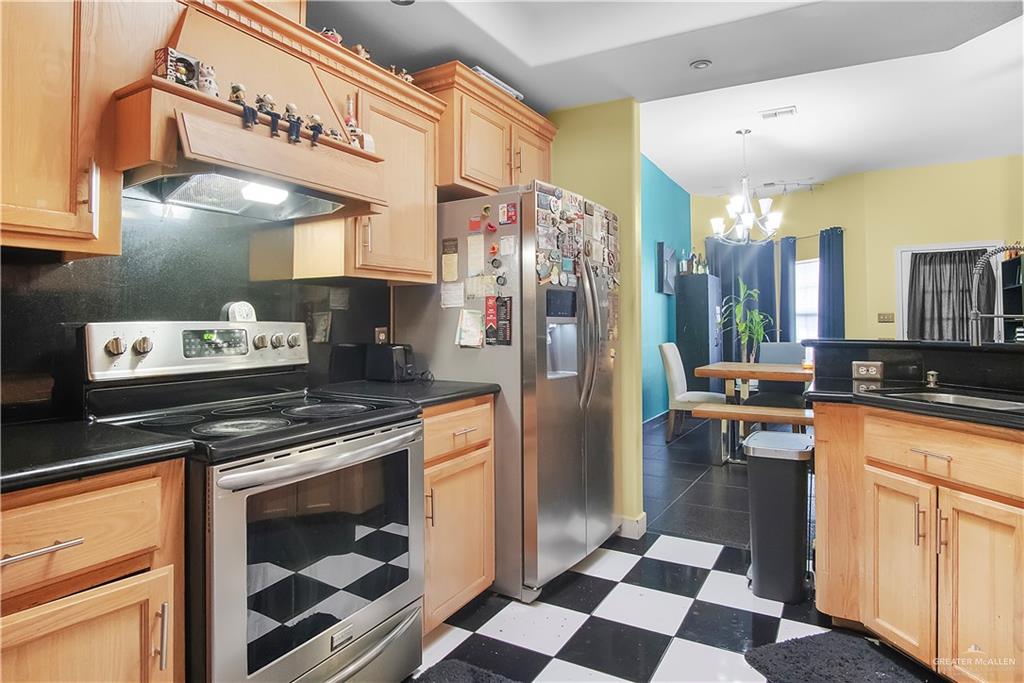 Photo 11 of 2416 Hibiscus Street