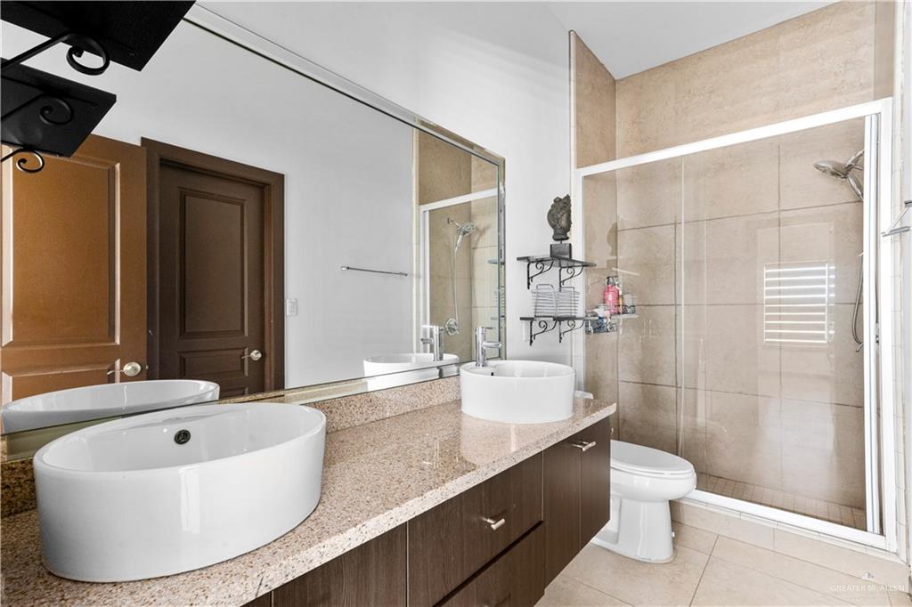 Photo 12 of 4217 Colbath Avenue #120B