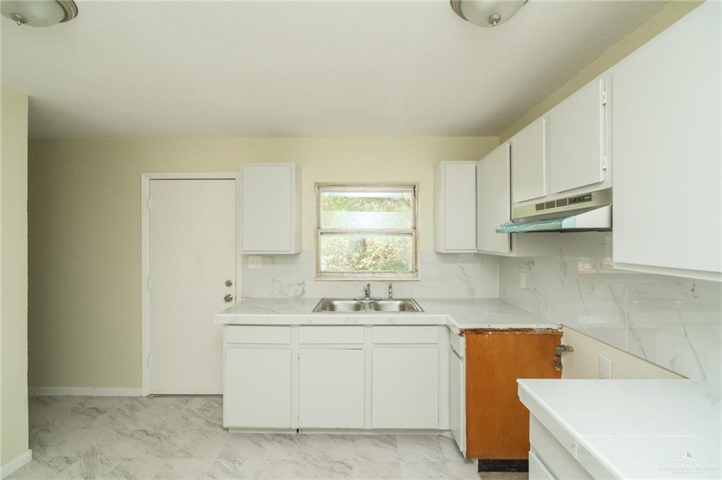 Photo 8 of 861 Sombra Street