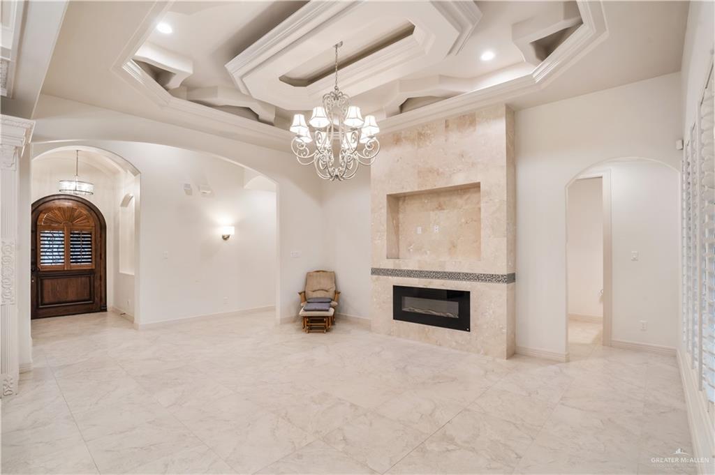Photo 8 of 2820 Cuarzo Street