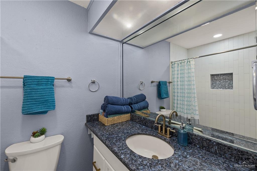 Photo 9 of 200 Retama Street