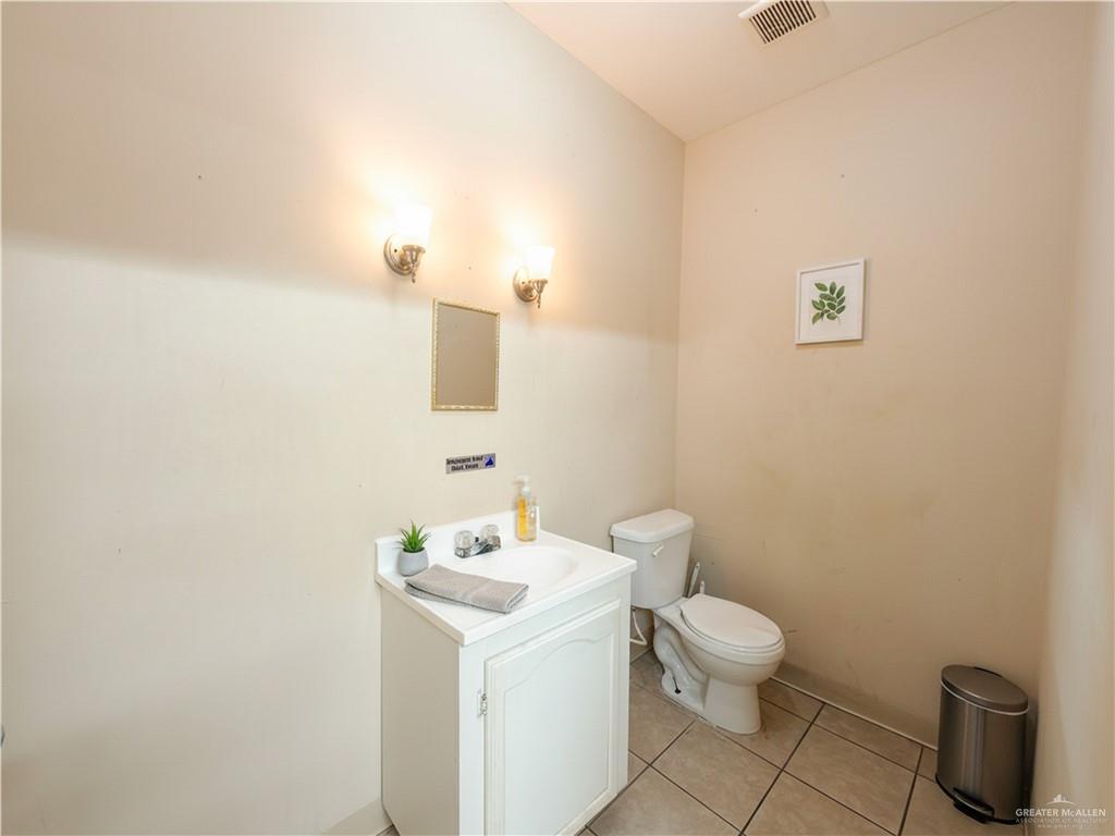 Photo 9 of 5818 Cage Boulevard