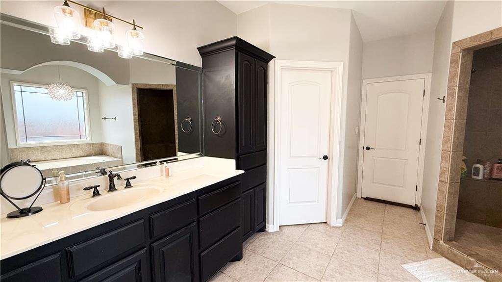 Photo 15 of 1324 Bella Vista Avenue