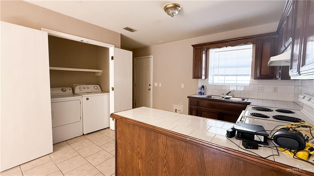 Photo 6 of 3707 Zelma Street