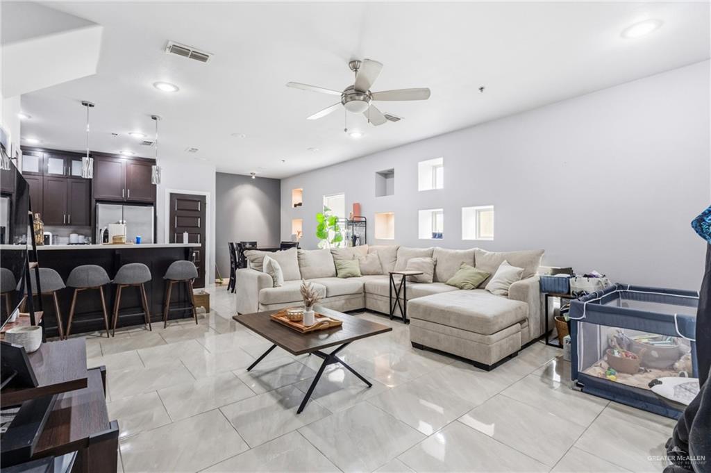 Photo 2 of 1208 Camellia Avenue #1