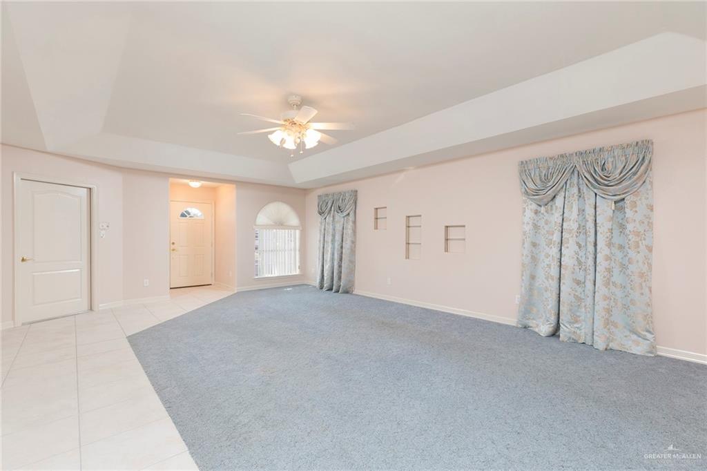 Photo 4 of 112 Saturn Street