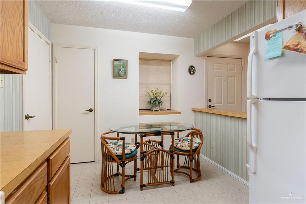 Photo 7 of 4116 Camellia Court