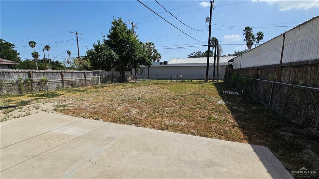 Photo 18 of 1313 Quince Avenue
