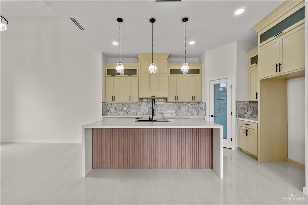 Photo 7 of 3006 Truman Avenue