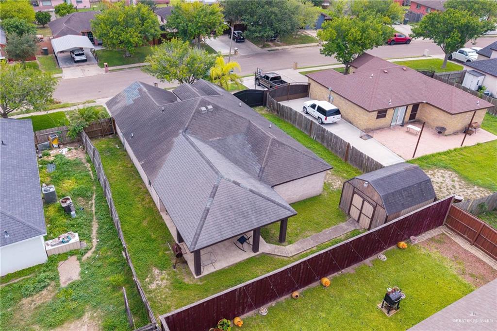 Photo 19 of 725 Carmen Street