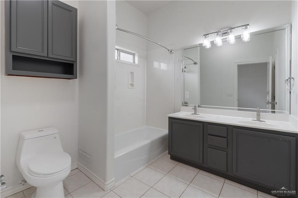 Photo 10 of 3211 Omega Street