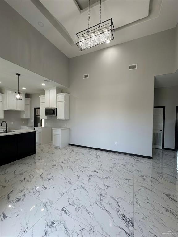 Photo 2 of 739 Las Colinas Circle