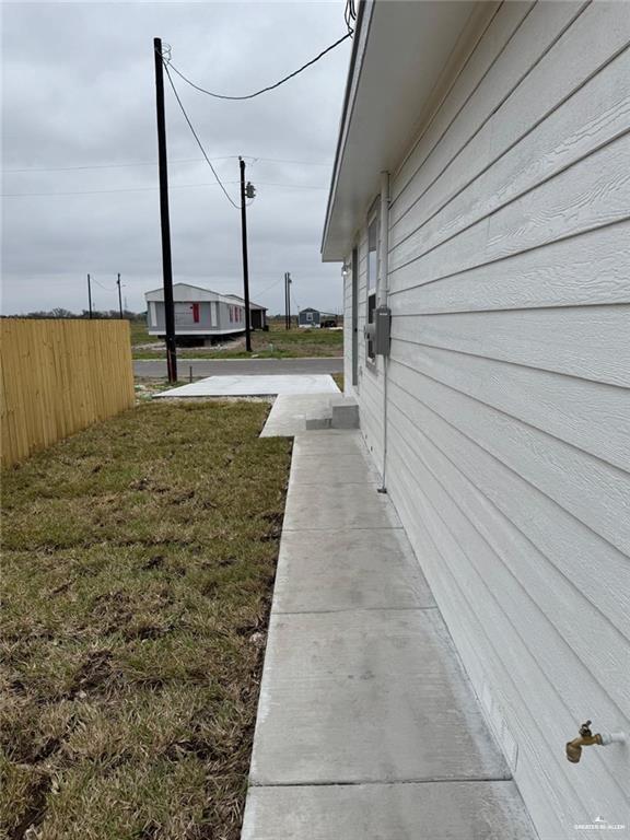 Photo 4 of 7513 Aztec Street