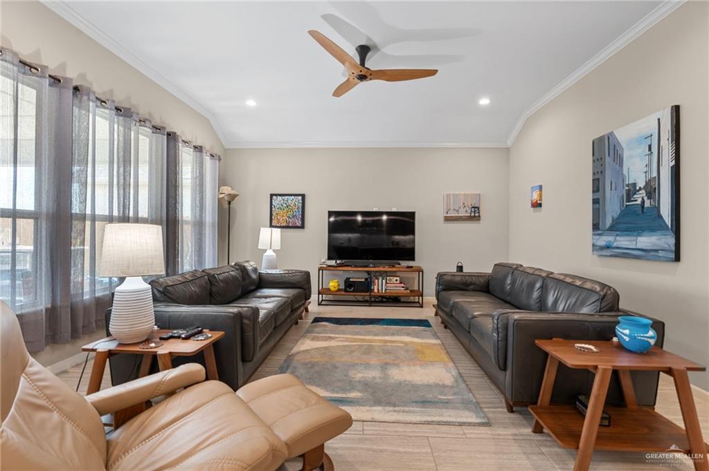 Photo 5 of 4701 Ensenada Avenue