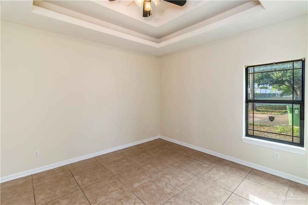 Photo 12 of 1332 Royal Palm Street