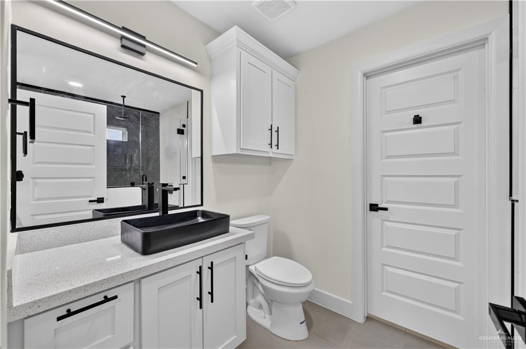 Photo 13 of 1417 Dawes Avenue