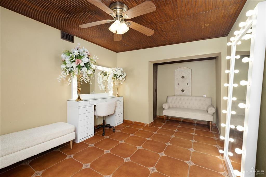 Photo 5 of 1461 Pino Street