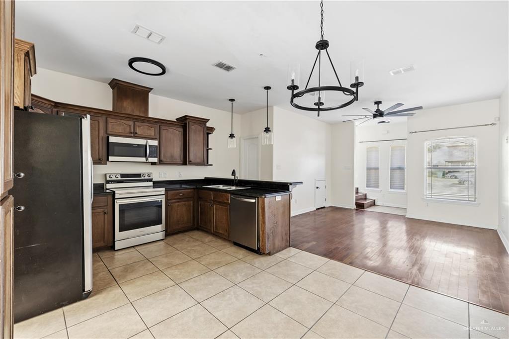 Photo 3 of 1309 Fig Avenue #C