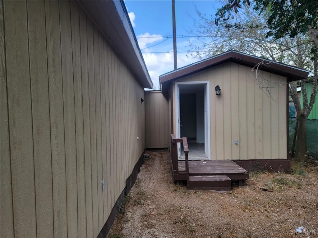 Photo 3 of 1400 Dulce Street