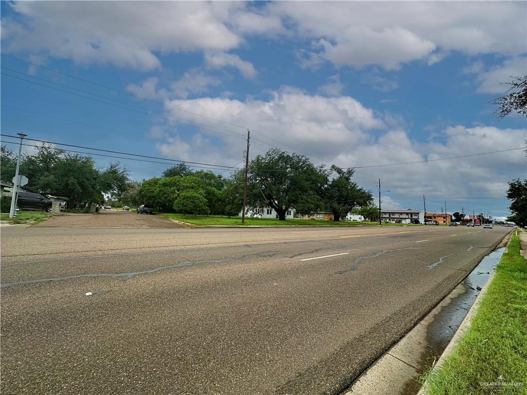 Photo 9 of 408 Griffin Parkway
