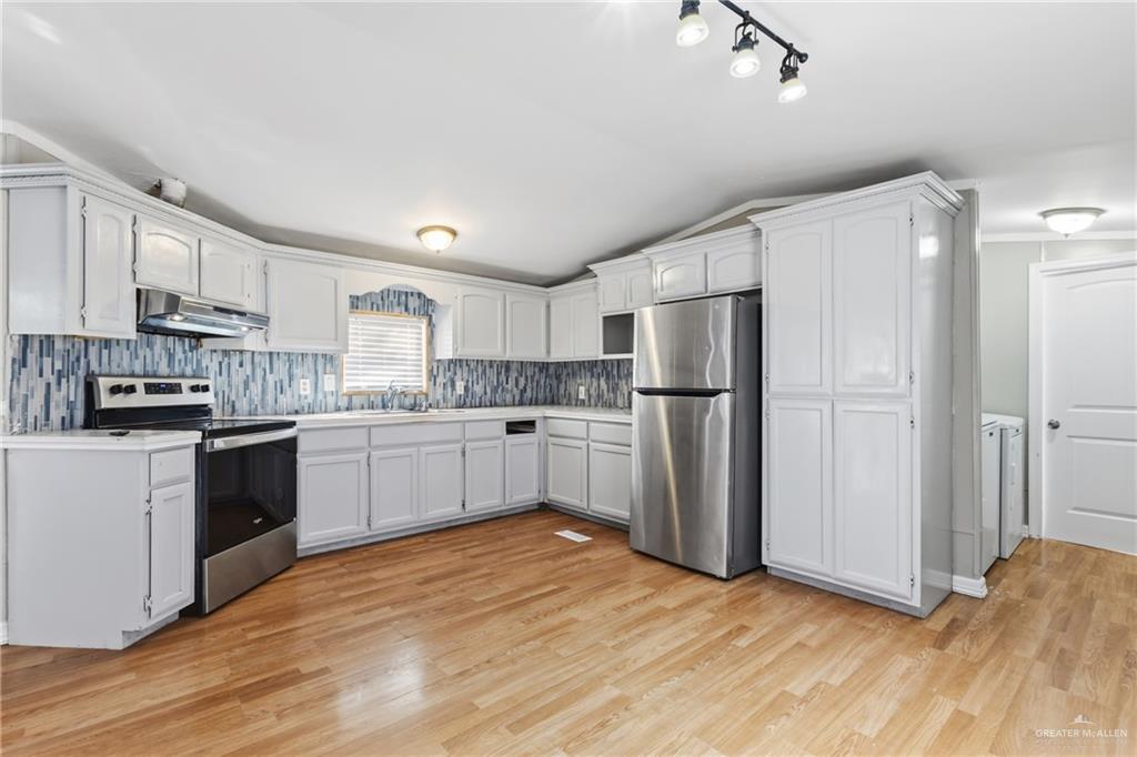 Photo 4 of 2408 Verbena Avenue