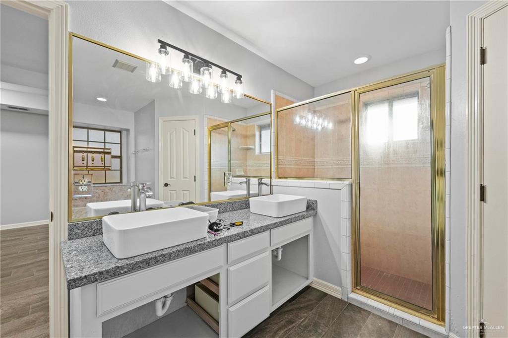 Photo 9 of 3831 Ora Street