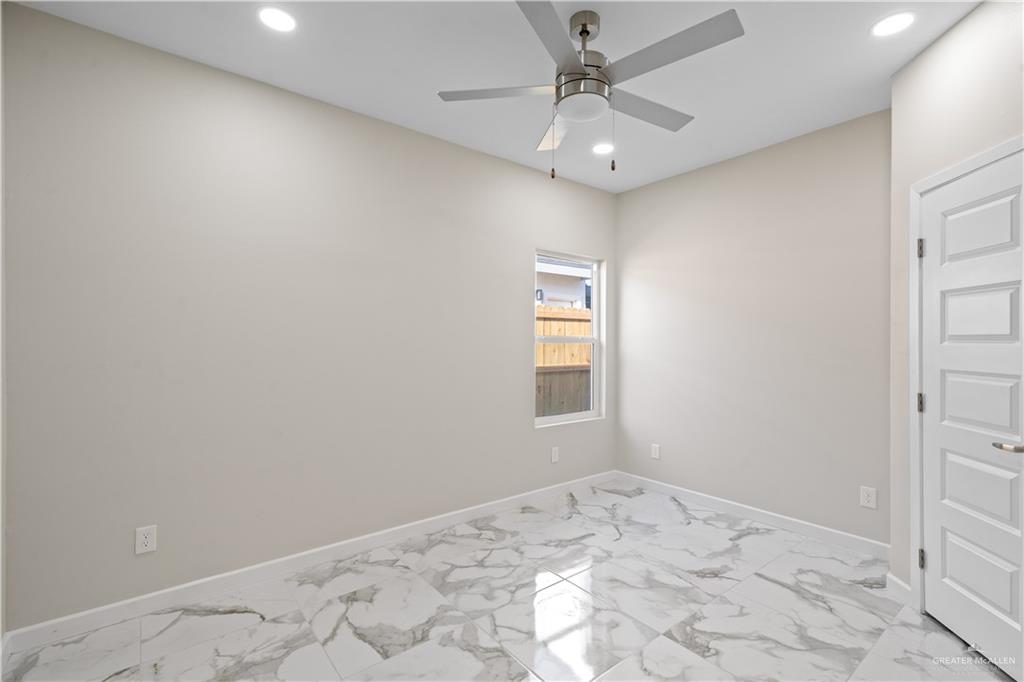 Photo 13 of 409 Onyx Avenue #3