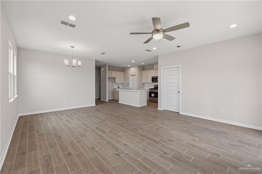 Photo 3 of 1050 Star Flower Street