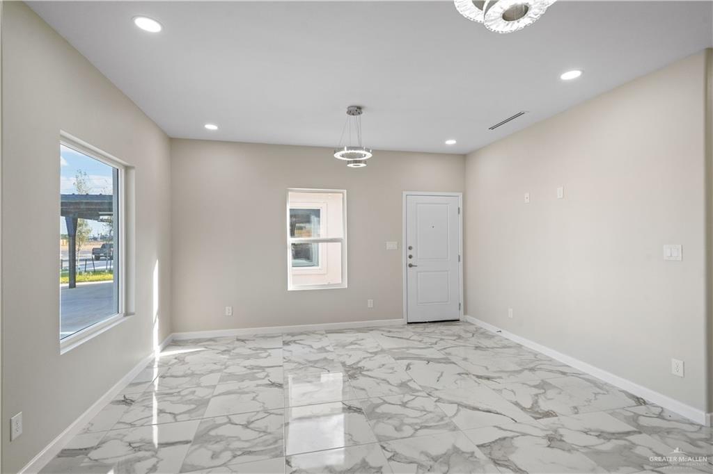 Photo 5 of 409 Onyx Drive