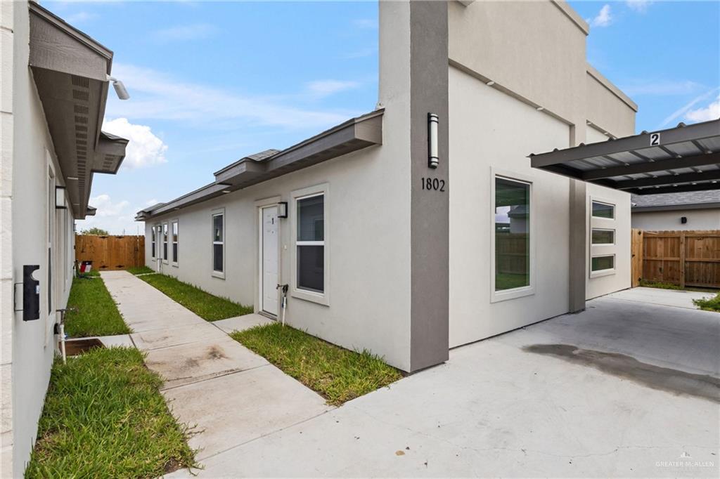 Photo 17 of 1802 Violet Drive