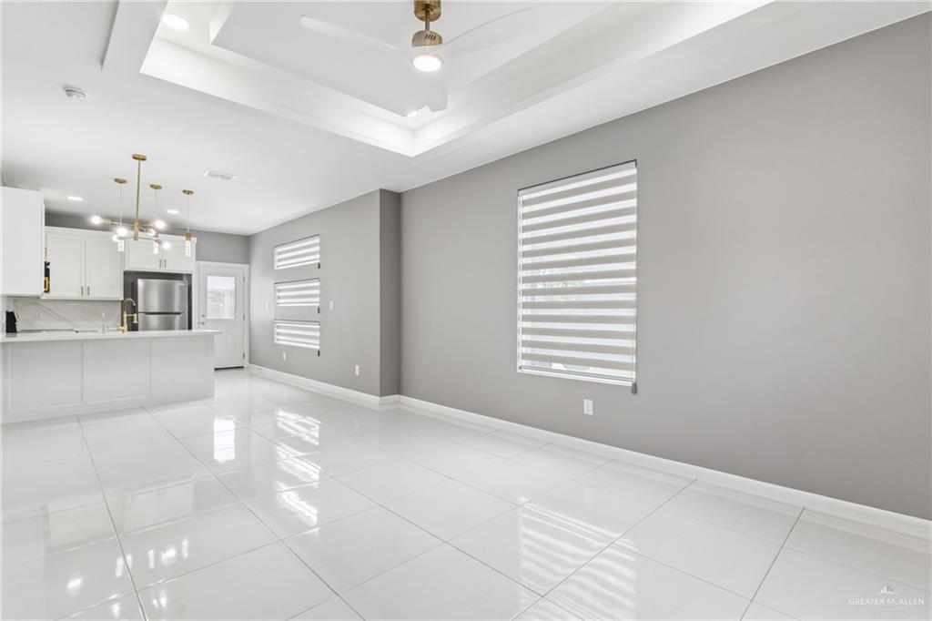 Photo 3 of 1802 Violet Drive