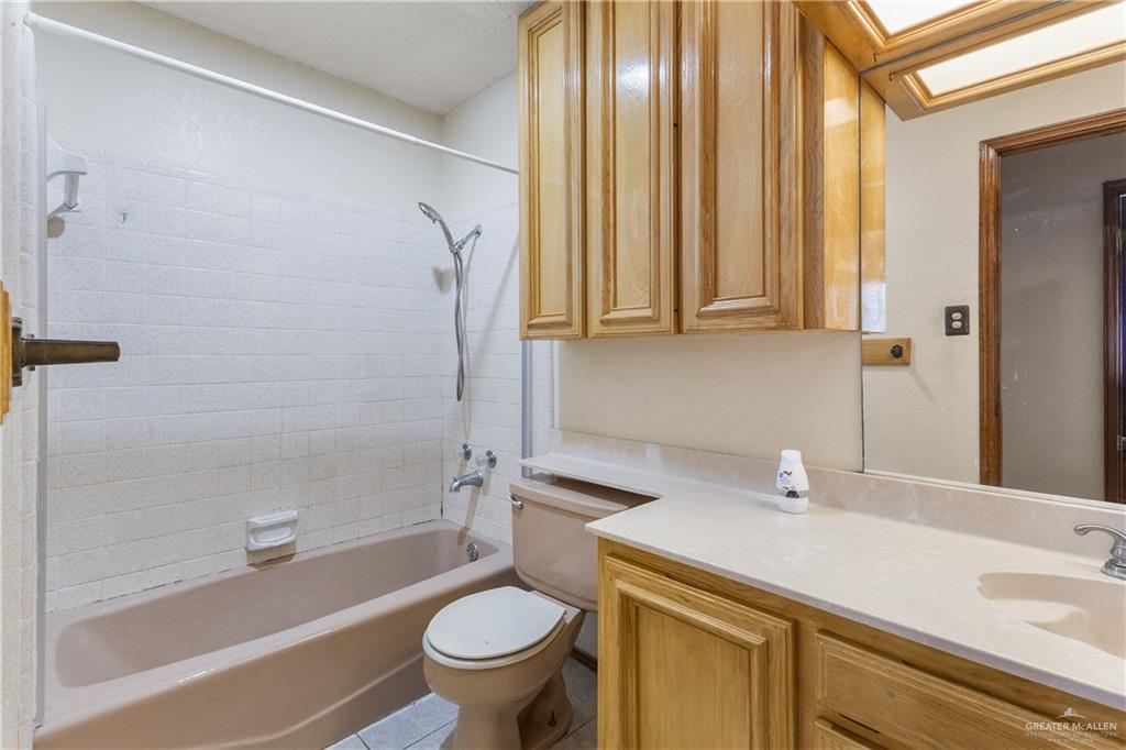 Photo 16 of 1222 Doe Street